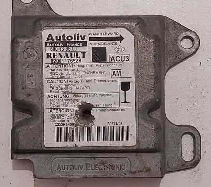 Renault Scenic RX Airbag control unit/module 8200117652B 600639500 C333H5400
