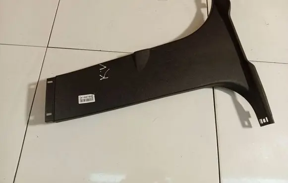 Ford Focus (B) pillar trim (top) BM51A243W07ADW BM51-A243W07-ADW