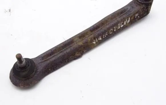 Mitsubishi Pajero Rear control arm