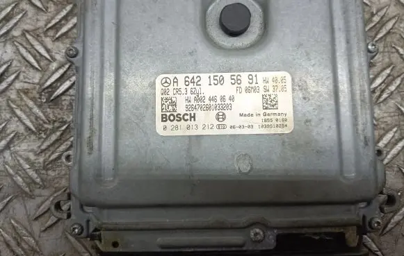 Mercedes-Benz S W221 Engine control unit/module 6421505691