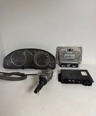 Audi A6 S6 C5 4B Engine ECU kit and lock set 038906019LM 1039S02053 0281011213