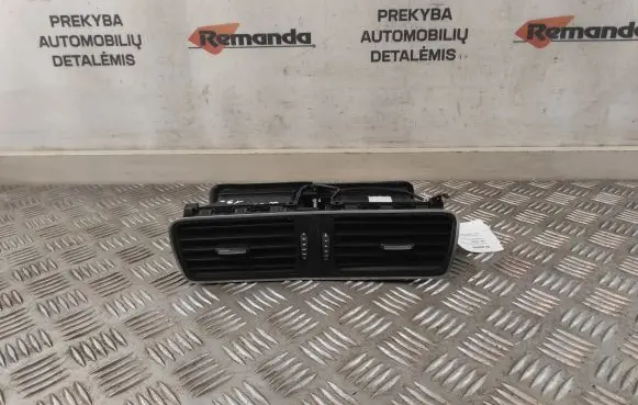 Volkswagen PASSAT CC Dash center air vent grill 3AC819728A