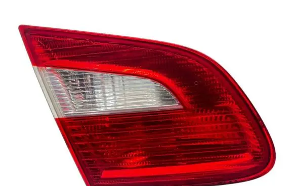 Skoda Superb B6 (3T) Tailgate rear/tail lights 3T5945093 261009L 270601