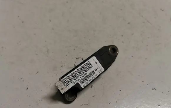 Mercedes-Benz C W203 Airbag deployment crash/impact sensor 0018204426