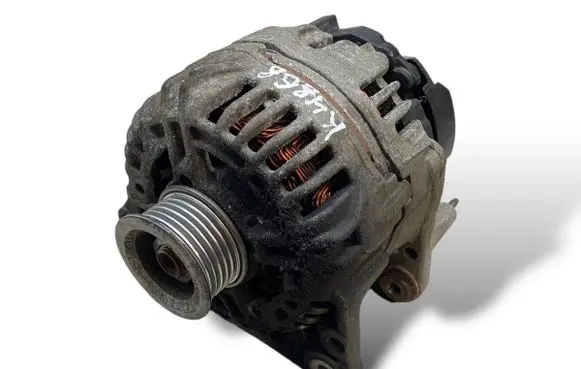 Volkswagen Golf V Generator/alternator 03C903023D 0124325128 110A