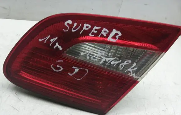 Skoda Superb B6 (3T) Tailgate rear/tail lights 08S3T5945094 3T5945094