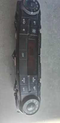 Mercedes-Benz E W211 Climate control unit 2118303090