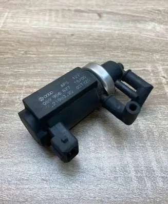 Audi A6 S6 C5 4B Turbo solenoid valve 059906627 72190322