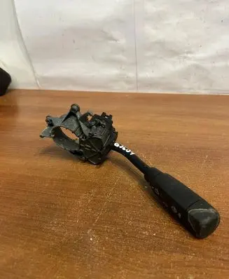 Mercedes-Benz CLK A208 C208 Wiper control stalk A2085450010 D3604