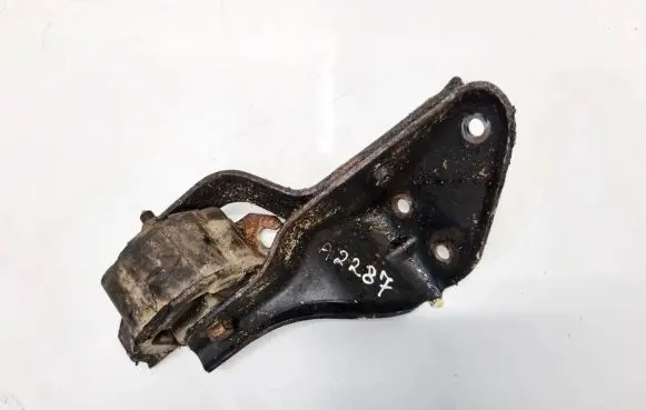 Opel Tigra A Engine mount bracket 90538063