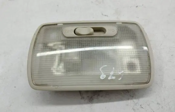 Honda CR-V Rear seat light