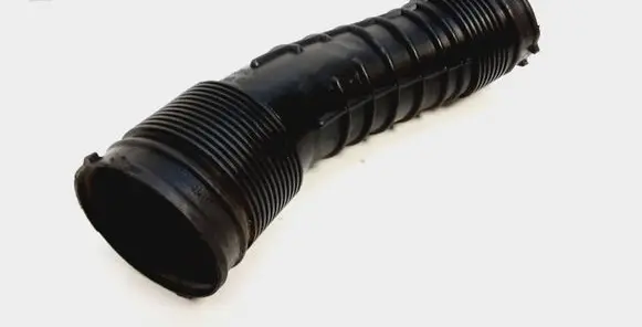 Volvo V70 Air intake duct part 6898050