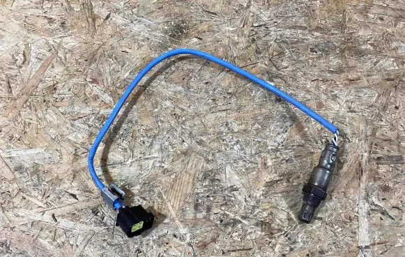 Mercedes-Benz C AMG W205 Lambda probe sensor A0005421600
