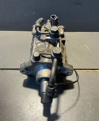 Toyota Avensis Verso Fuel injection high pressure pump 2210027010 09730000177 04E042189