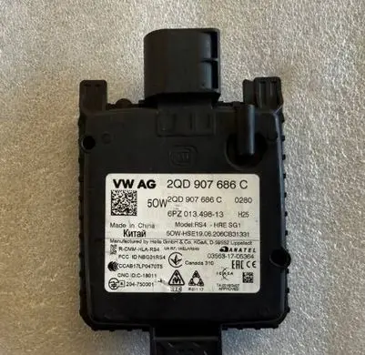 Volkswagen Touran III Distronic sensor radar 2QD907686C 6PZ01349813 5QD907686C