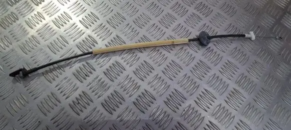 Ford Focus Rear door cable line 