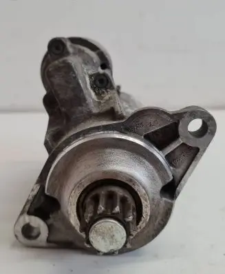 Volkswagen PASSAT B6 Starter motor 1005831332