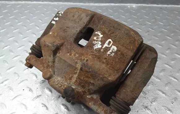 Nissan Qashqai Front brake caliper