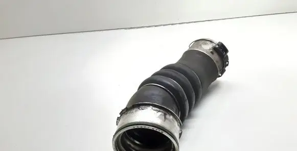 BMW 1 E82 E88 Intercooler hose/pipe 7802752