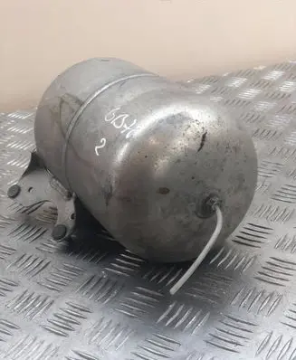 Mercedes-Benz S W221 Vacuum air tank A2213200015