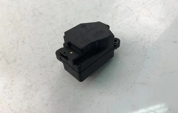 Volvo XC60 Intake manifold valve actuator/motor 6G9N19E616AB