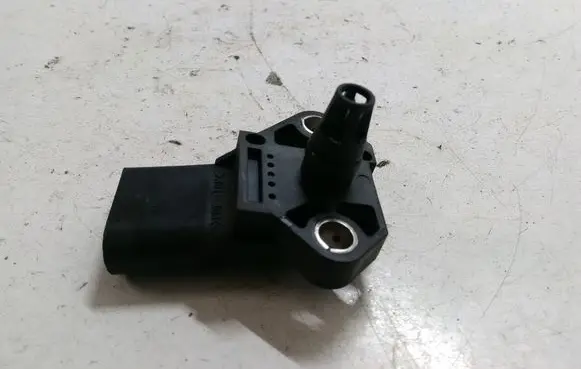 Audi A6 S6 C6 4F Air pressure sensor 0281002401 038906051C