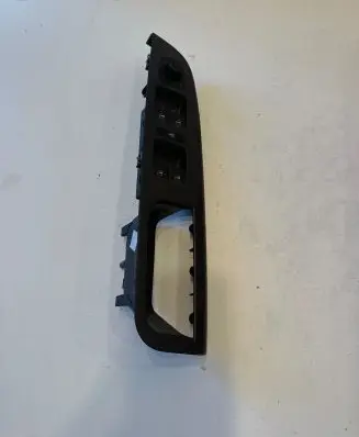 Volkswagen Golf V Electric window control switch 1K4959857