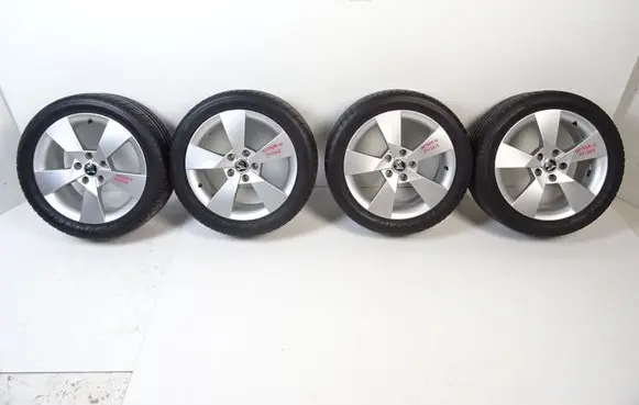 Skoda Octavia Mk3 (5E) R17 spare wheel 