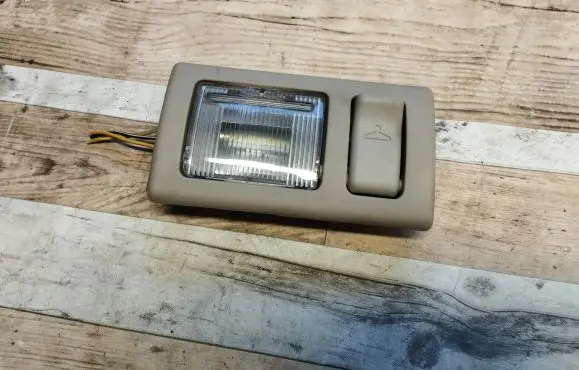 Chrysler Pacifica Rear seat light