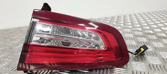 Citroen DS5 Tailgate rear/tail lights 26220212