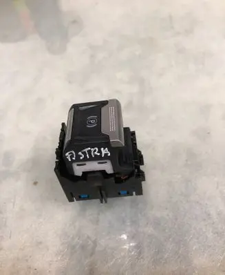Opel Astra L Hand parking brake switch 9810593577