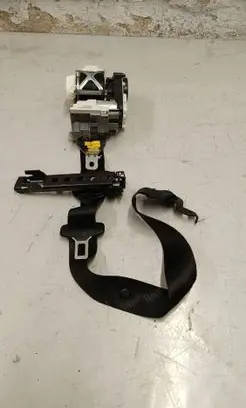 Mercedes-Benz GLE (W166 - C292) Front seatbelt A1668601300