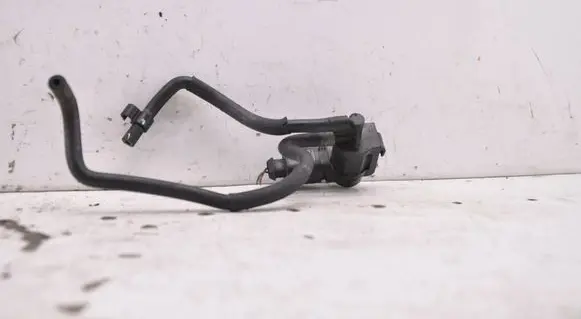 Audi A6 S6 C6 4F Turbo solenoid valve 1K0906283A