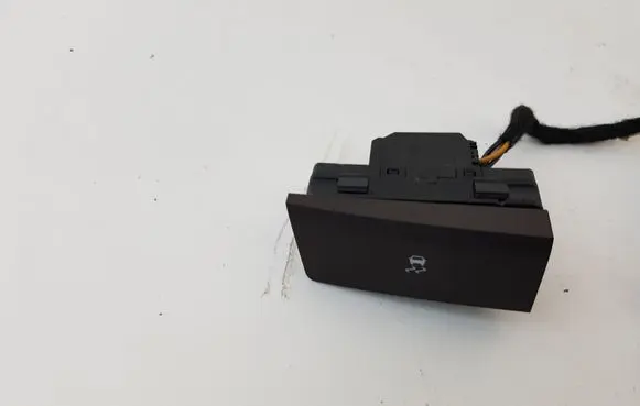 Opel Insignia A ESP (stability program) switch 