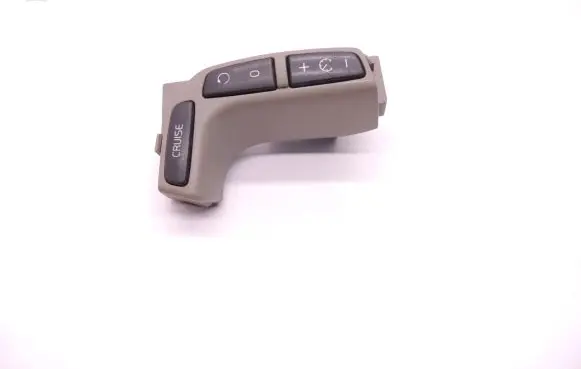 Volvo V70 Steering wheel buttons/switches 30710256 D94