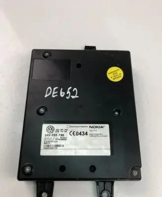 Volkswagen Golf V Bluetooth control unit module 1K8035730
