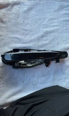Citroen C4 II Picasso Rear door exterior handle 9109E3