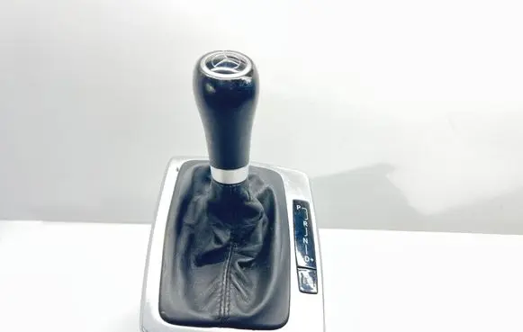 Mercedes-Benz E W212 Gear shifter/selector A2042678124