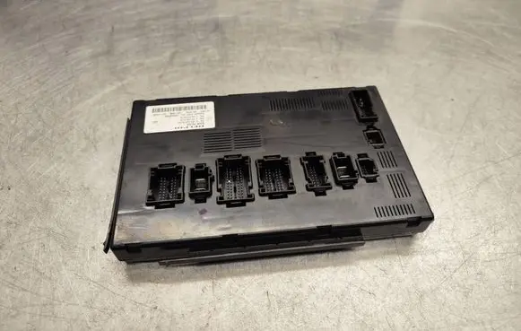 Mercedes-Benz R W251 Rear seatbelt A1645408262 A1644422300 A1645457332