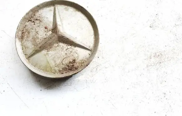Mercedes-Benz C W202 Original wheel cap 2014010225