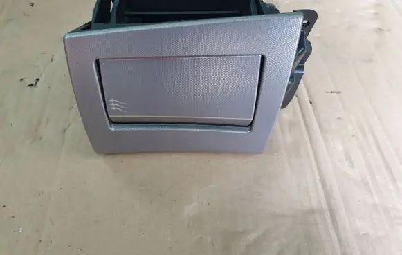 Jaguar XF Dashboard side air vent grill/cover trim 8X23014A23AJ
