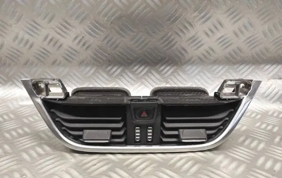 Ford Fiesta Dash center air vent grill H1BB19K617AEW