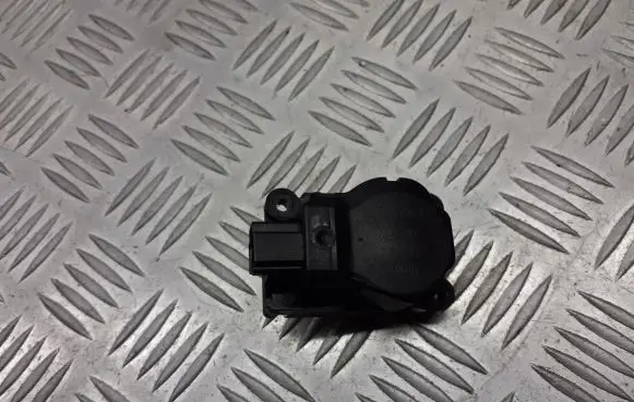 Alfa Romeo 159 A/C air flow flap actuator/motor 