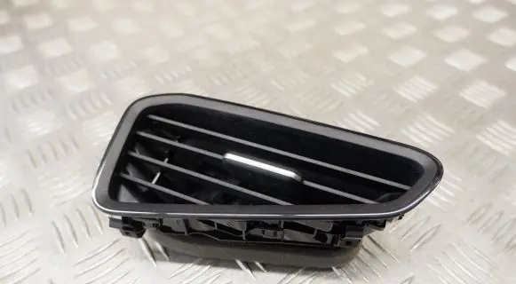 Volkswagen ID.3 Dashboard side air vent grill/cover trim 10A819704
