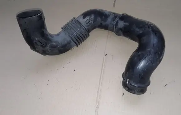 Renault Master III Air intake duct part 8200751729
