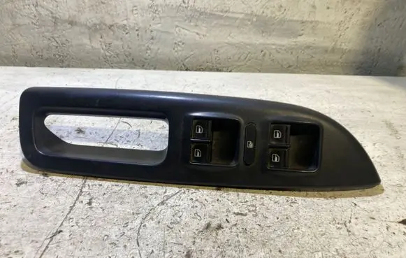 Skoda Octavia Mk2 (1Z) Electric window control switch 1Z0959858B 026001S