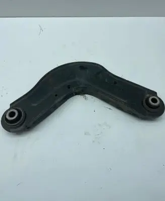 Chrysler Pacifica Rear control arm 68235367A 68235367 61990