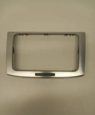 Volkswagen PASSAT B6 Radio/GPS head unit trim 3C0858069P