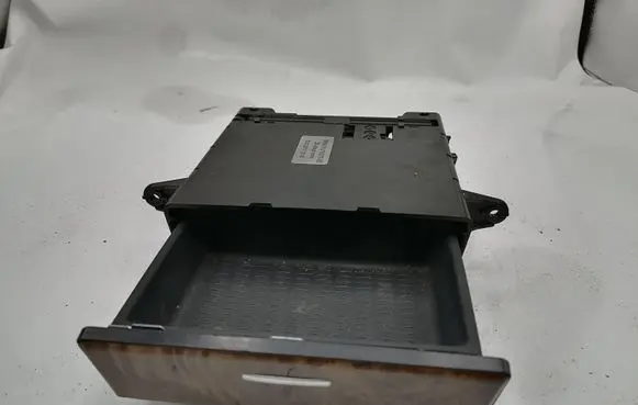 BMW 5 E60 E61 Car ashtray 6976375 697637505
