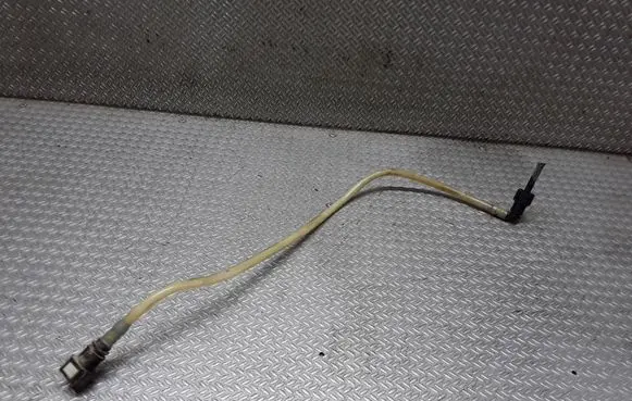 Mitsubishi Colt Fuel line pipe